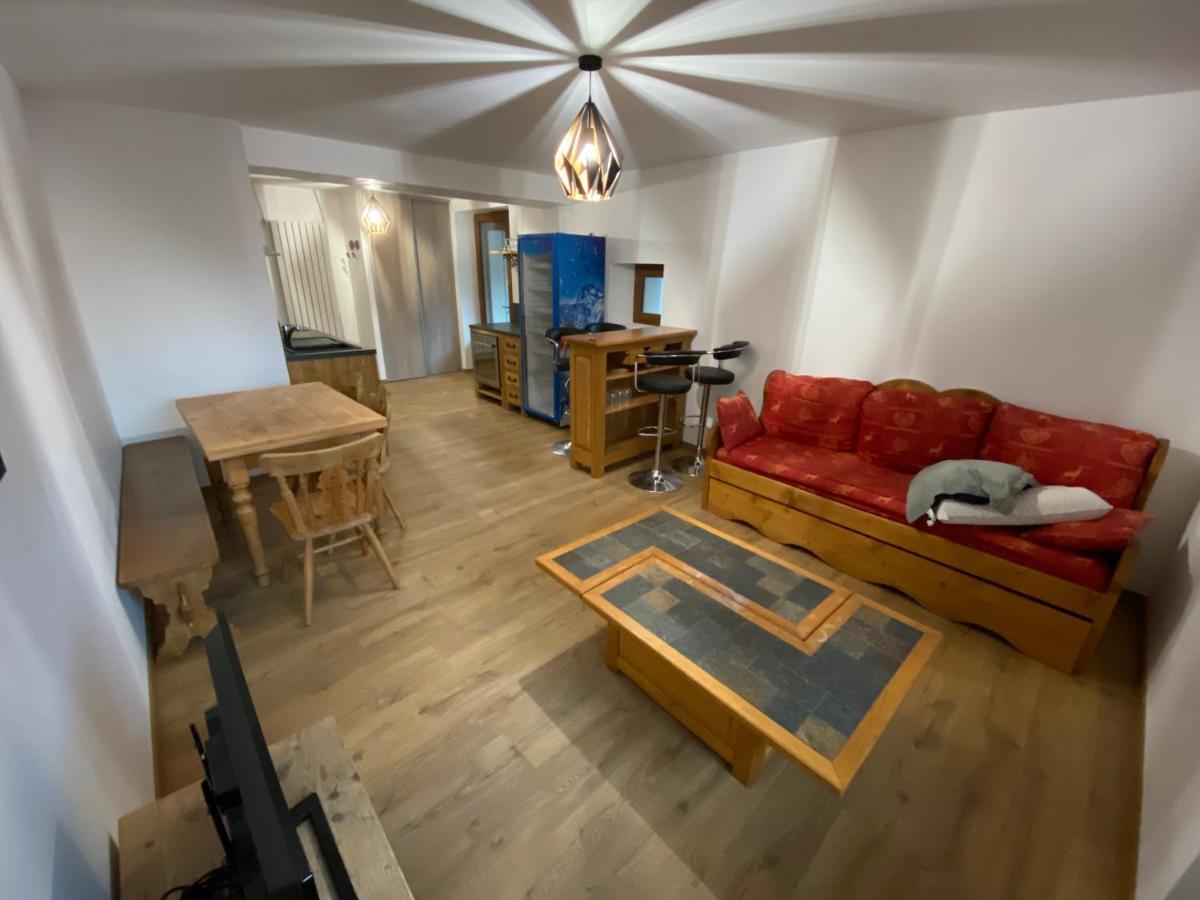 Appartement 75M2 Duplex Au Coeur Du Village De Queige Exterior foto