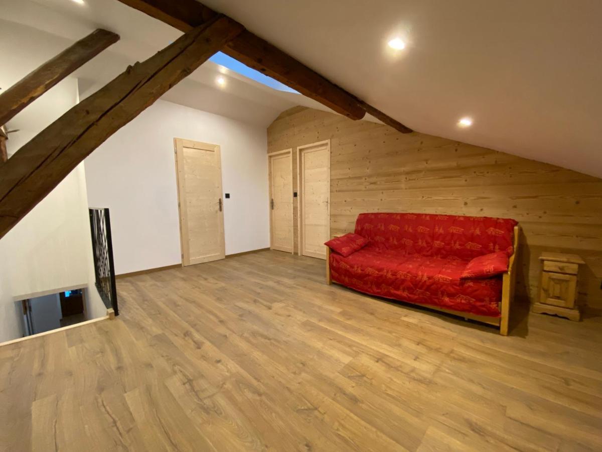 Appartement 75M2 Duplex Au Coeur Du Village De Queige Exterior foto